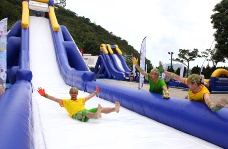 (1) Mega Aqua Slide
